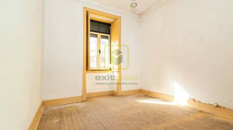 Moradia T5 no Bairro Novo