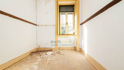 Moradia T5 no Bairro Novo