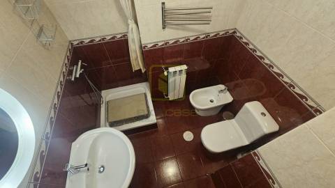 Apartamento T2 em Condomínio Fechado