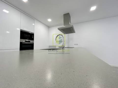 Apartamento T1 no Bairro Novo