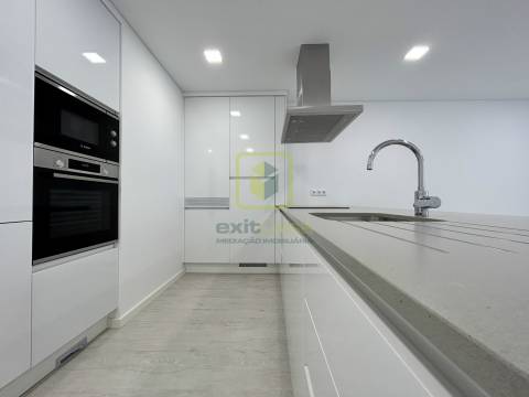 Apartamento T1 no Bairro Novo