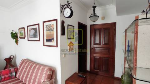 Apartamento T2 Duplex para Arrendamento