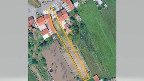 Terreno para Construção em Eixo