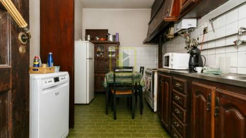 Moradia T3 Venda em Santo António dos Olivais,Coimbra