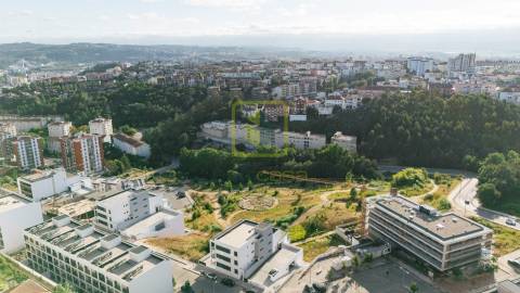 Moradia T3 Venda em Santo António dos Olivais,Coimbra