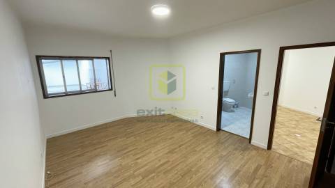 Apartamento T3 para Arrendamento