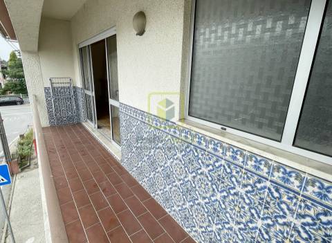 Apartamento T3 para Arrendamento