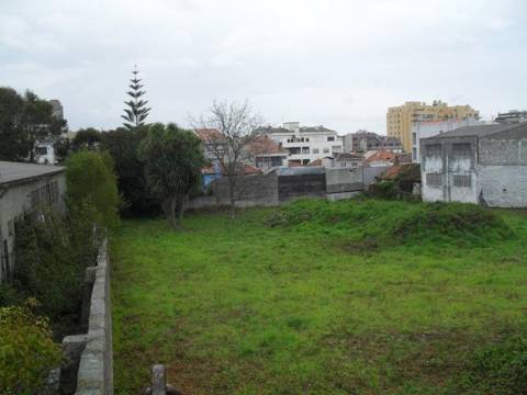 Terreno Para Construção  Venda em Pedrouços,Maia