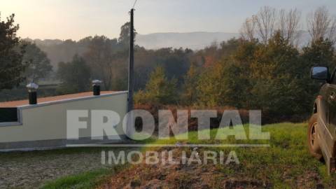 Terreno com 4.210 m² e 80m de Frente de Rio | Covas, Vila Nova de Cerveira