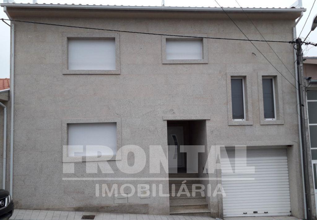 Moradia de Excelência - Construção em Granito | Centro De Mirandela, Bragança