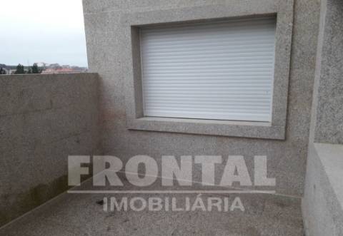 Moradia de Excelência - Construção em Granito | Centro De Mirandela, Bragança