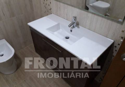 Moradia de Excelência - Construção em Granito | Centro De Mirandela, Bragança