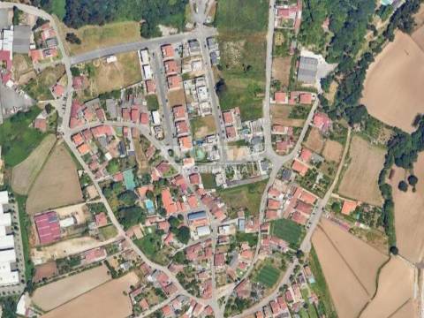 Lotes de Terreno no Castêlo da Maia