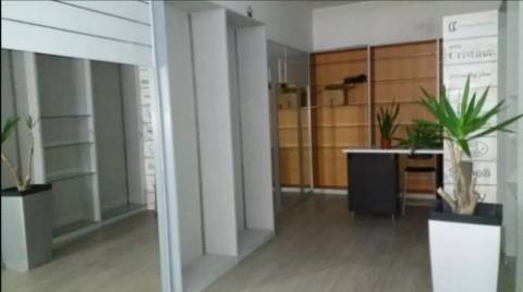 Loja  Venda em Cidade da Maia,Maia