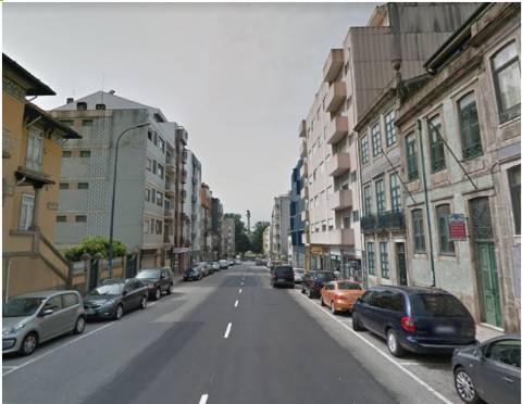 Loja à Rotunda da Boavista-Porto