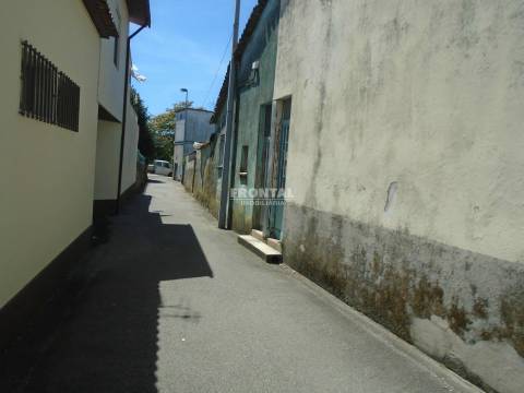 Terreno no Centro da Maia