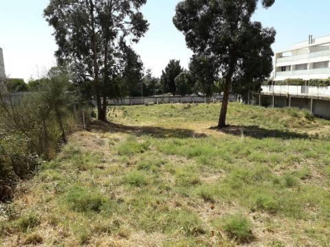 Lote de Terreno  Venda em Milheirós,Maia
