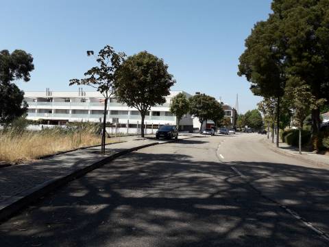Lote de Terreno  Venda em Milheirós,Maia