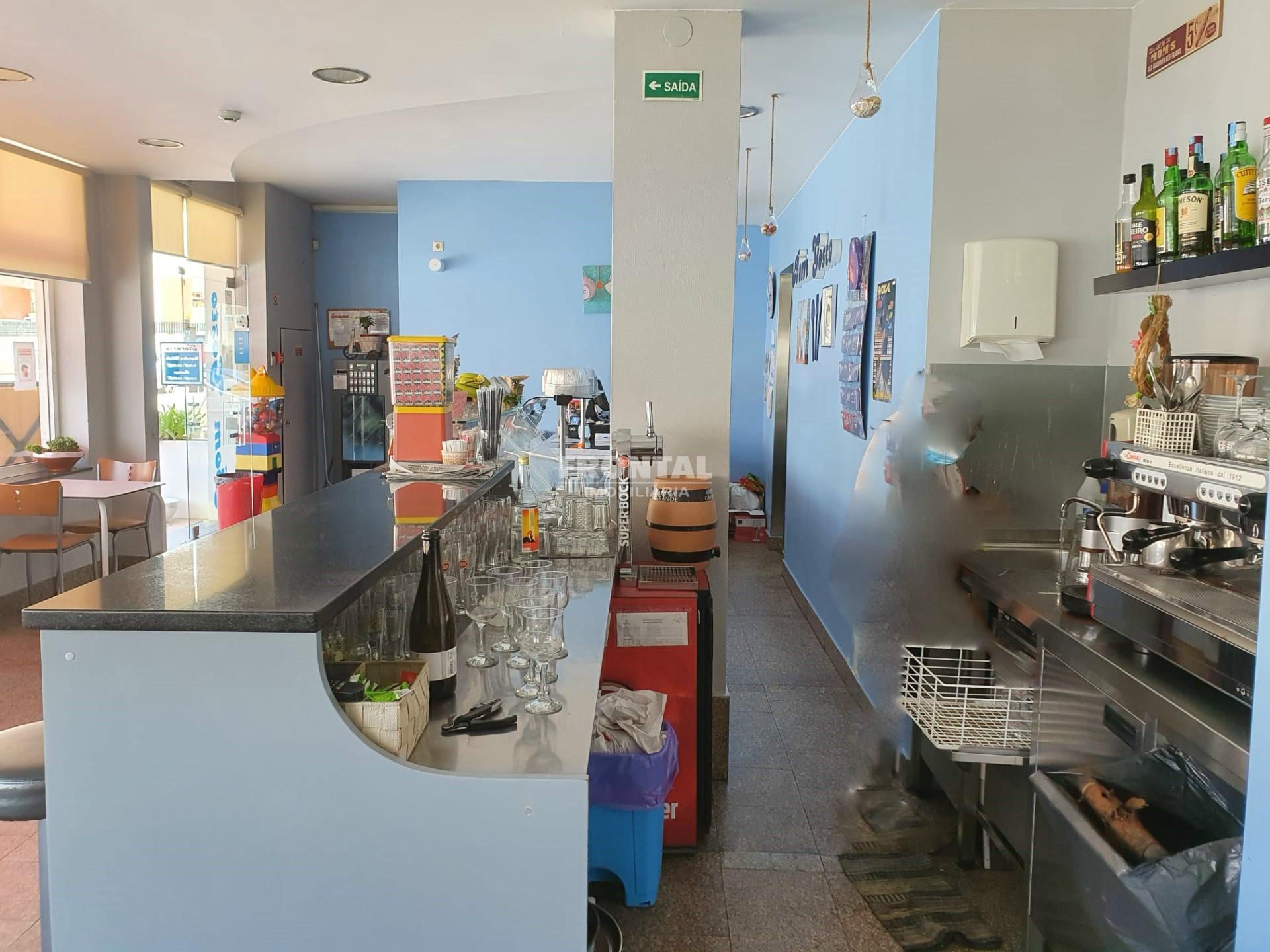 Loja para Venda - 270 m2 | Vila Nova Da Telha, Maia