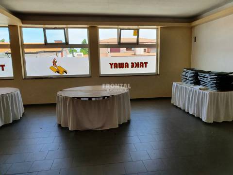 Loja para Venda - 270 m2 | Vila Nova Da Telha, Maia