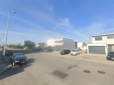 Lote de Terreno em São Mamede de Infesta