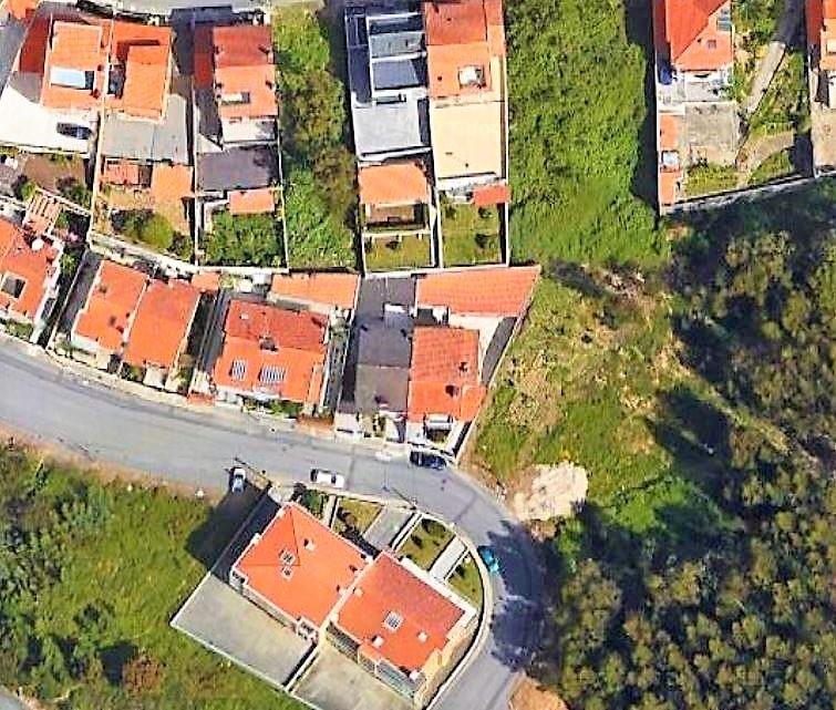 Terreno para Construção de Moradia - 3 Frentes | Baguim do Monte, Gondomar