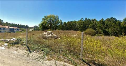 Terreno Para Construção com 2.400 m² - 4 Frentes | Azurara, Vila do Conde