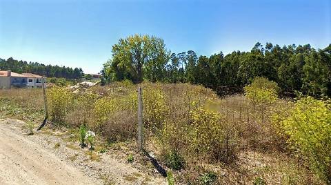 Terreno Para Construção com 2.400 m² - 4 Frentes | Azurara, Vila do Conde