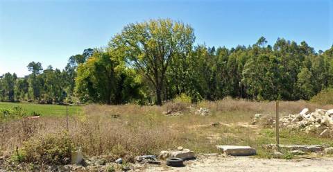 Terreno Para Construção com 2.400 m² - 4 Frentes | Azurara, Vila do Conde