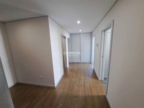 Apartamento T2 Novo na Boavista