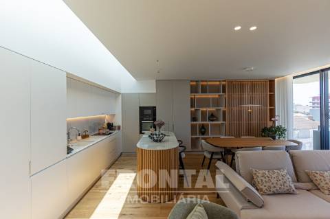 T3 Pronto a Habitar - Oportunidade Junto ao Mar | Leça Da Palmeira, Matosinhos