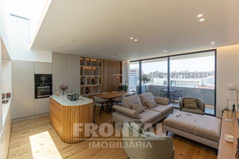 T3 Pronto a Habitar - Oportunidade Junto ao Mar | Leça Da Palmeira, Matosinhos