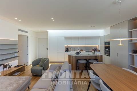 T3 Pronto a Habitar - Oportunidade Junto ao Mar | Leça Da Palmeira, Matosinhos