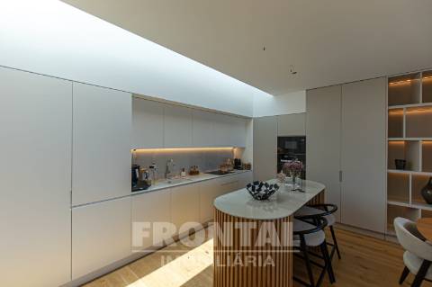 T3 Pronto a Habitar - Oportunidade Junto ao Mar | Leça Da Palmeira, Matosinhos