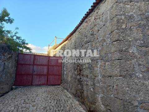 Moradia Devoluta T3 Venda em Samões,Vila Flor