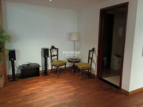 Escritório ao Rio Douro