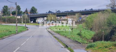 Terreno Rústico em Lousada