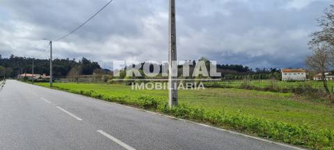 Terreno Rústico em Lousada