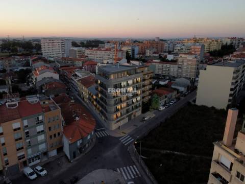 Apartamento T2 em Novo Empreendimento