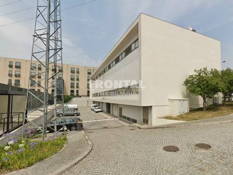 Armazém para Arrendamento na Maia