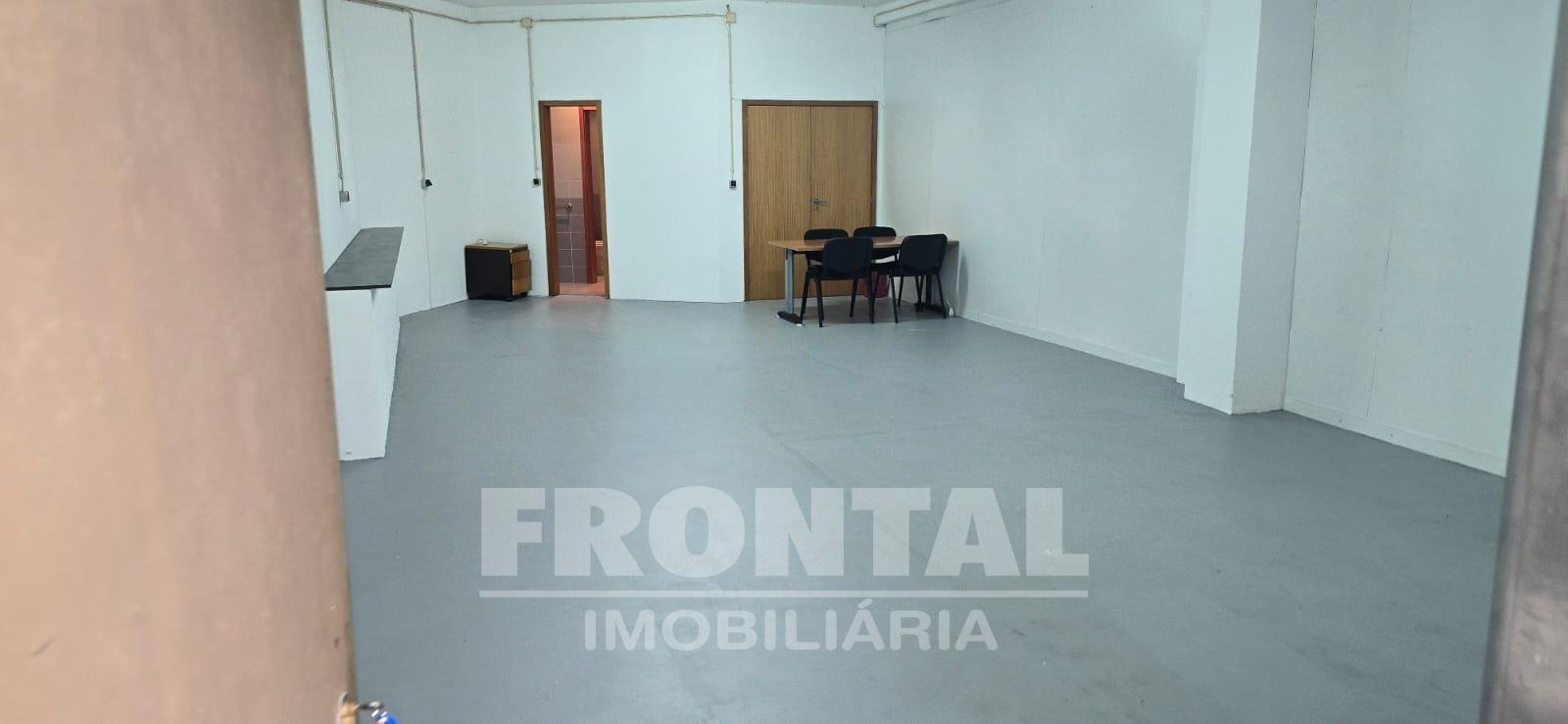 Armazém para Arrendamento na Maia