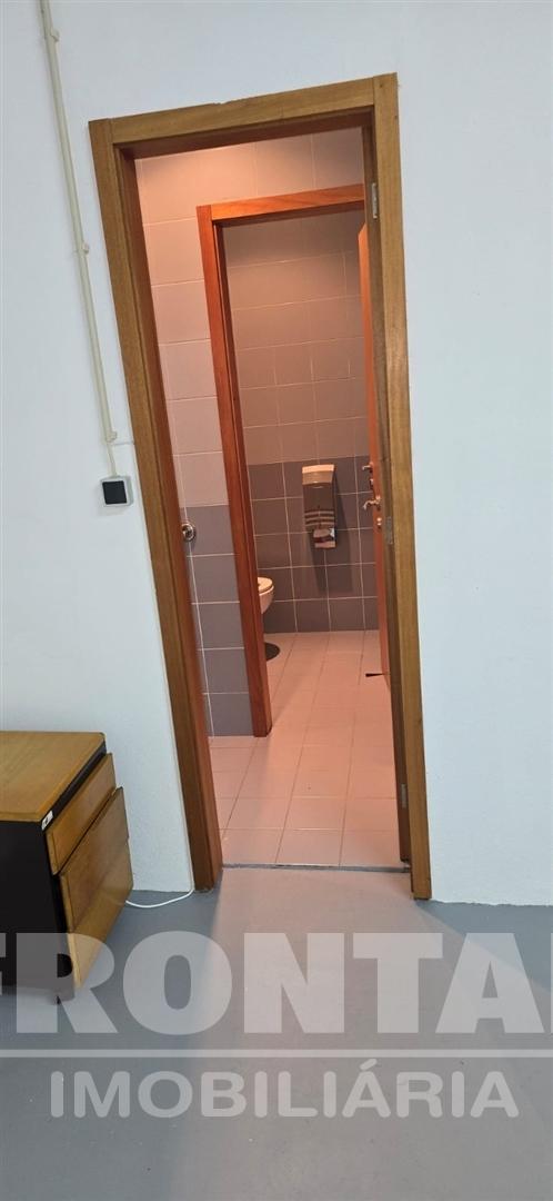 Armazém para Arrendamento na Maia