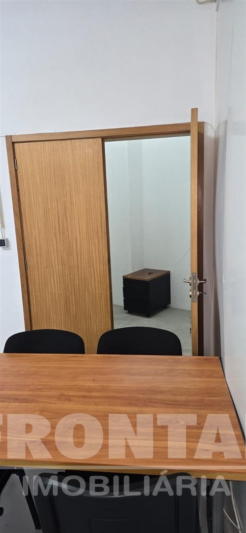 Armazém para Arrendamento na Maia