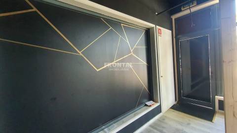 Loja no Centro da Maia