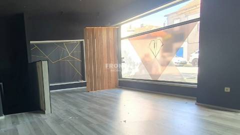 Loja no Centro da Maia