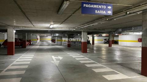 Lugar de Garagem para Arrendamento