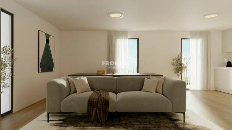 Apartamentos T3 ao Hospital Santos Silva