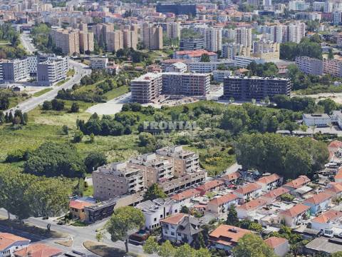 Lojas à Circunvalação