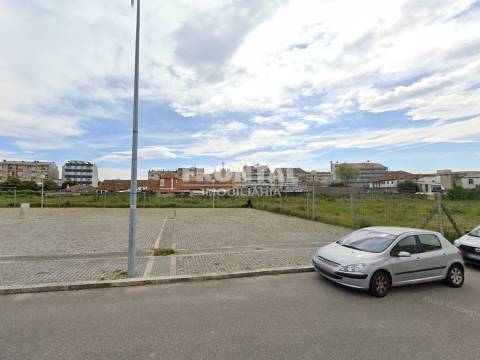 Terreno Const. Altura à Areosa - para permuta