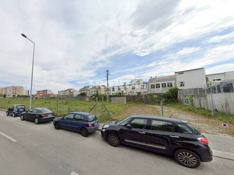 Terreno Const. Altura à Areosa - para permuta